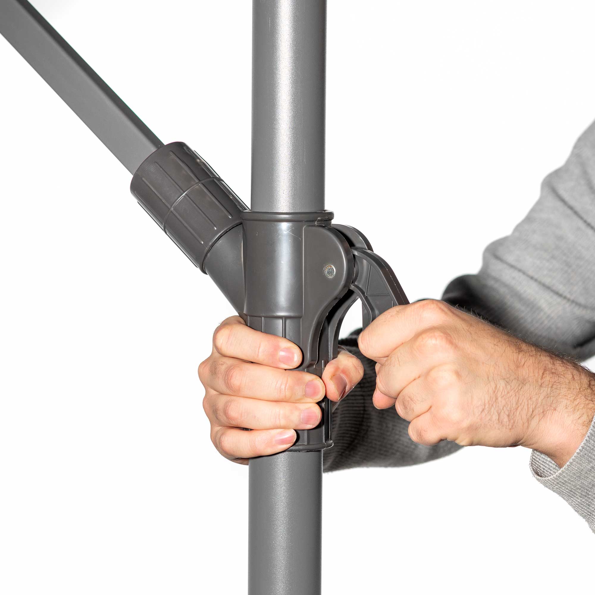 Dellonda DG265 Parasols Action shot - tilt - lever