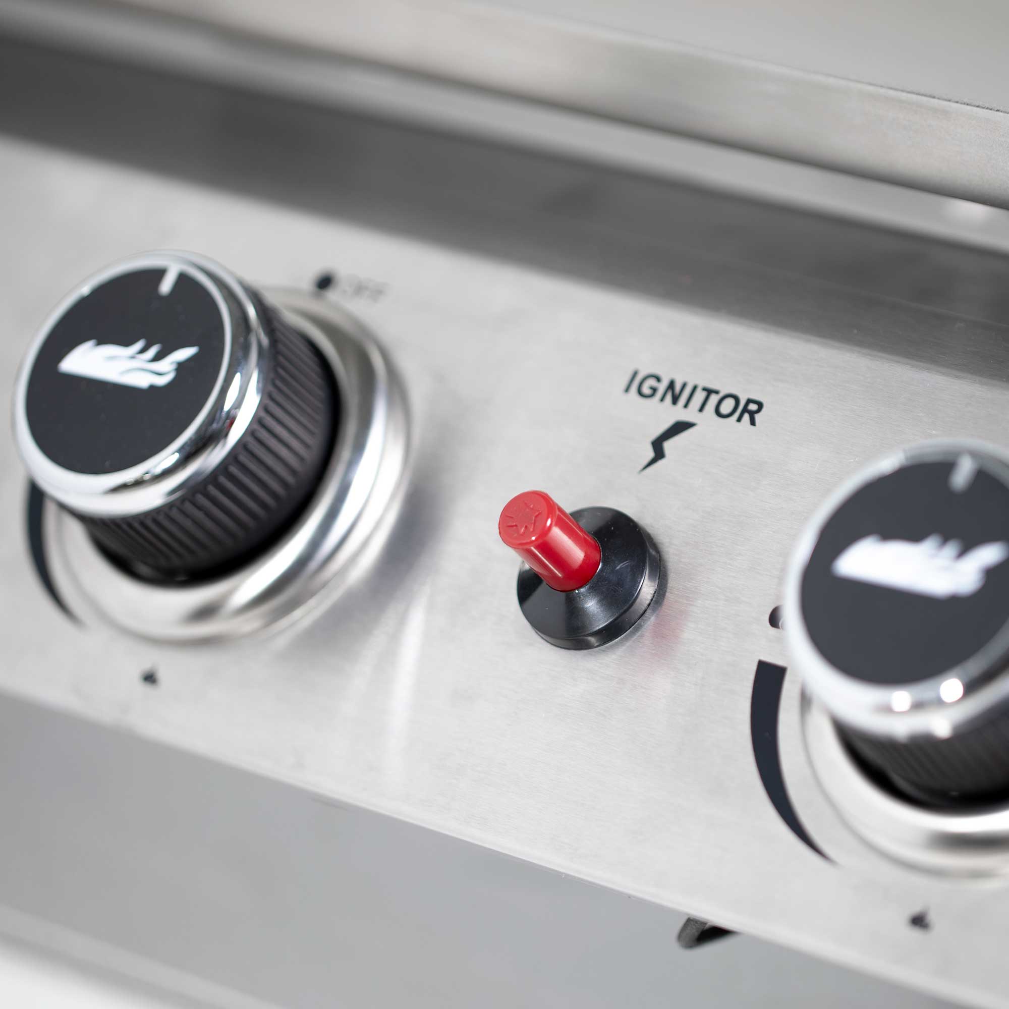 Dellonda DG277 Plancha Grills Action shot - ignition