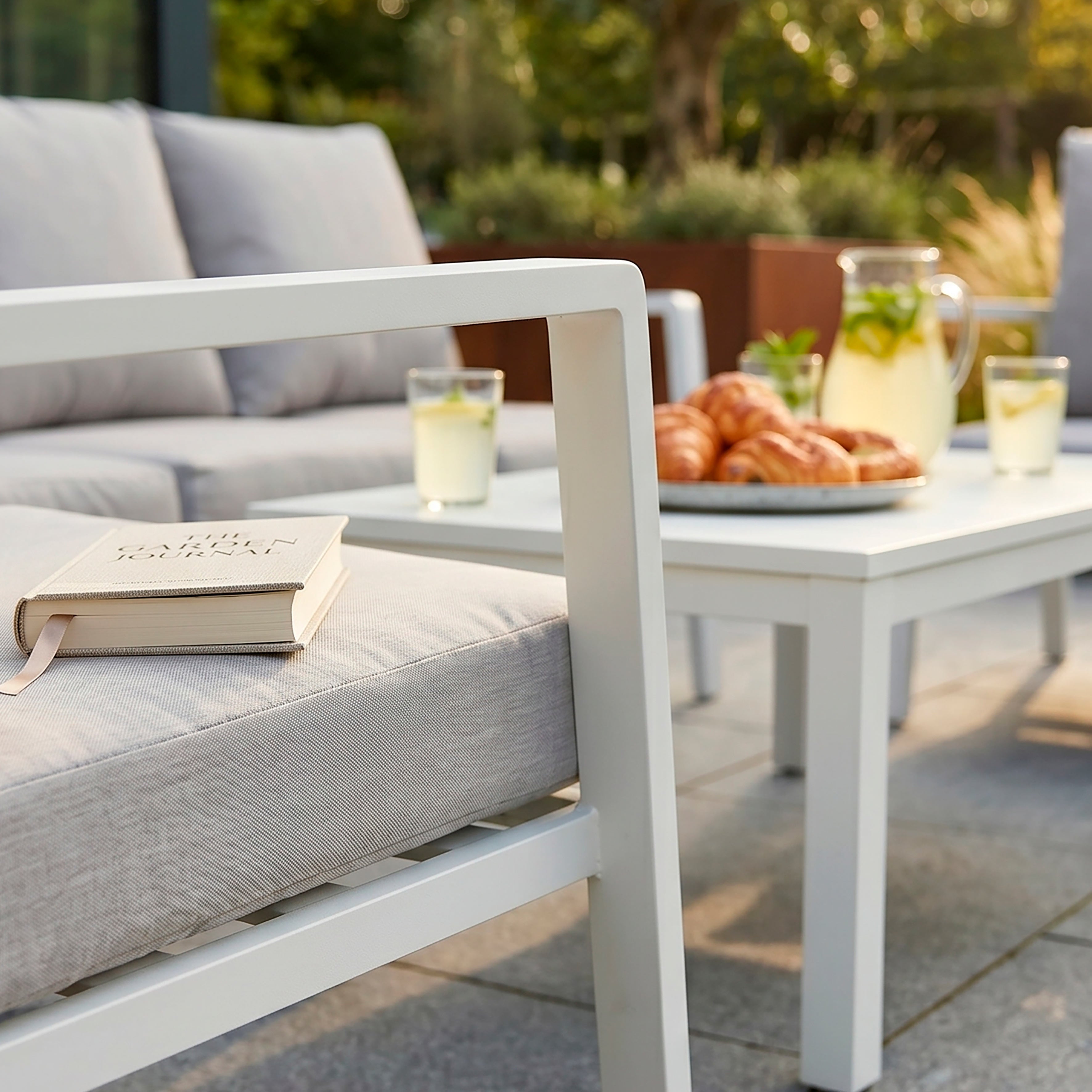 Kyoto 4 Piece Aluminium Outdoor Sofa & Coffee Table Set, White - DG52
