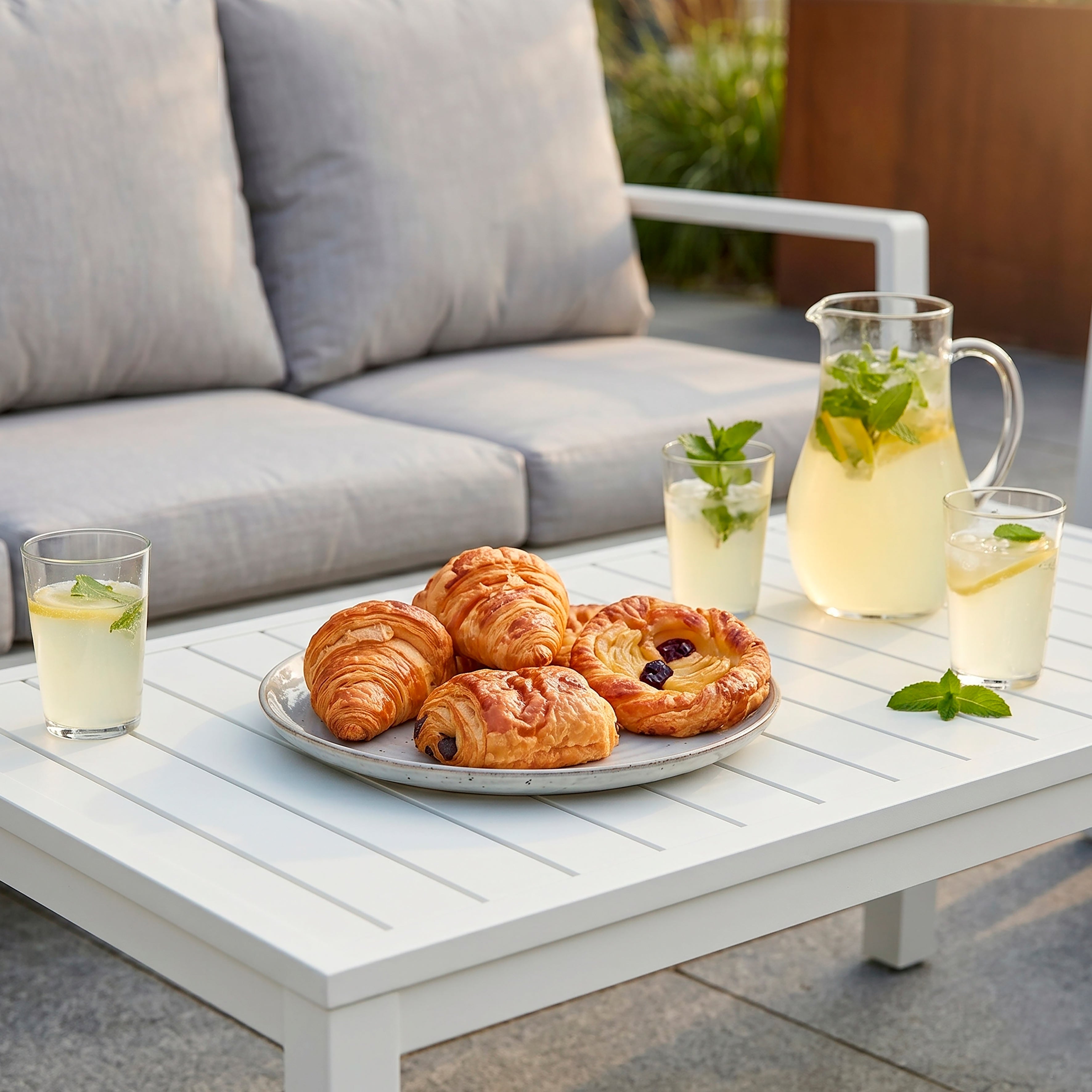Kyoto 4 Piece Aluminium Outdoor Sofa & Coffee Table Set, White - DG52