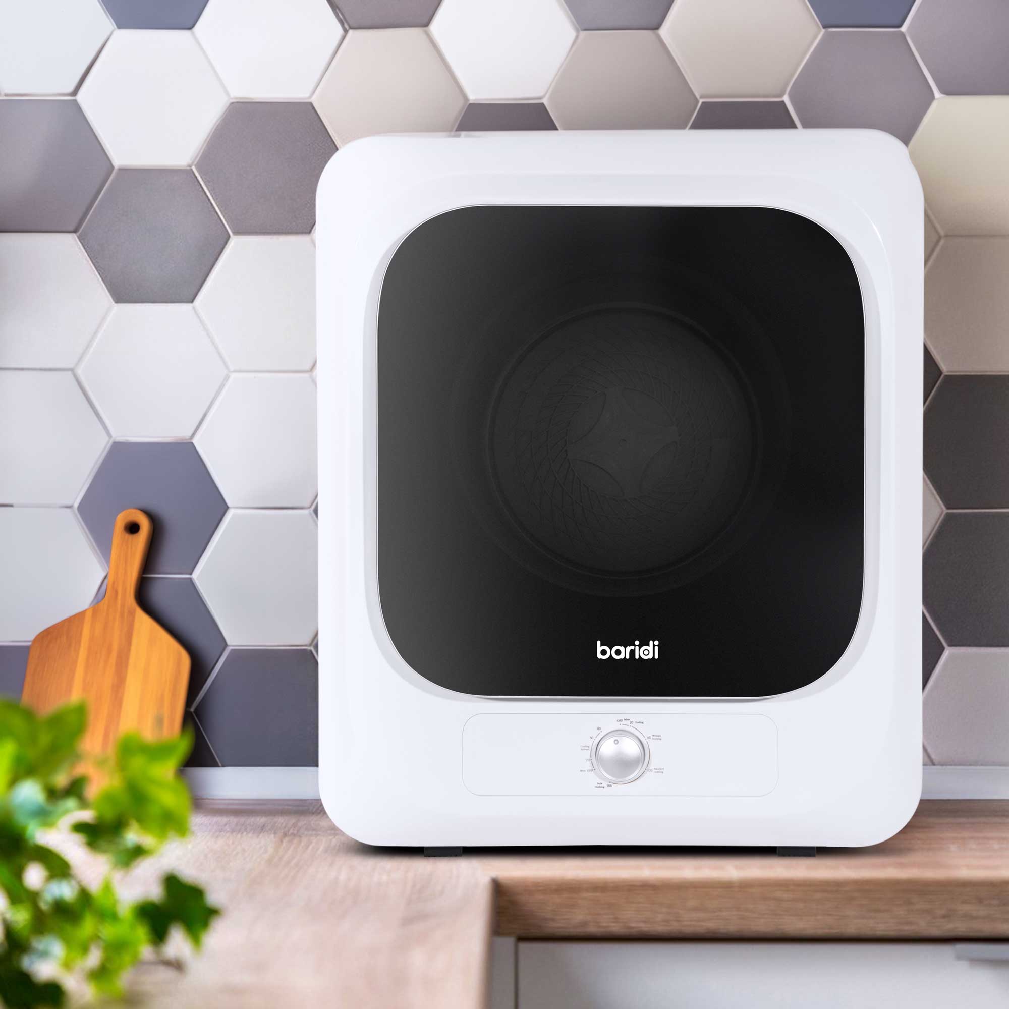 Baridi DH192 Tumble Dryers Action shot - lifestyle