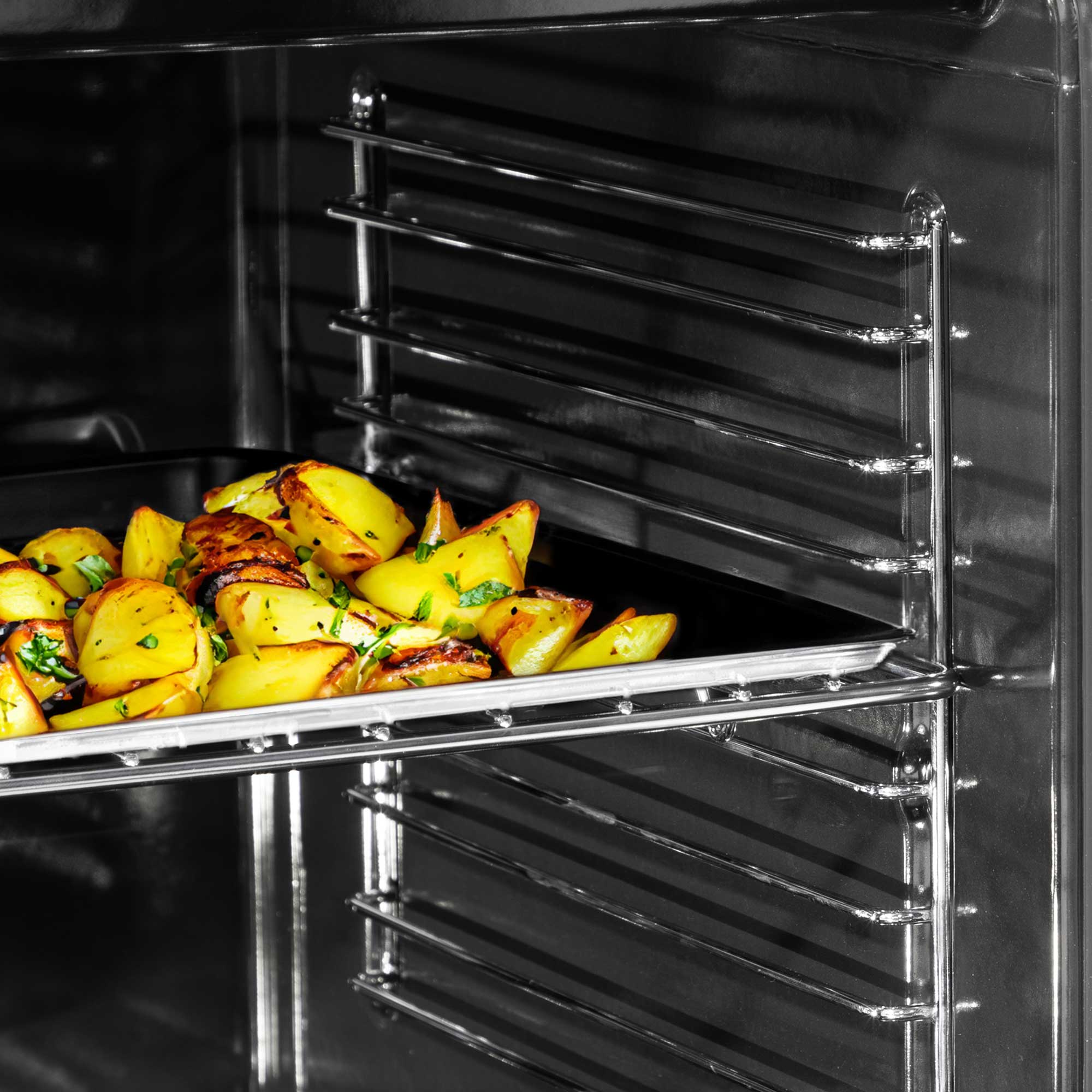 Baridi DH199 Fan Oven Action shot - shelf - positions