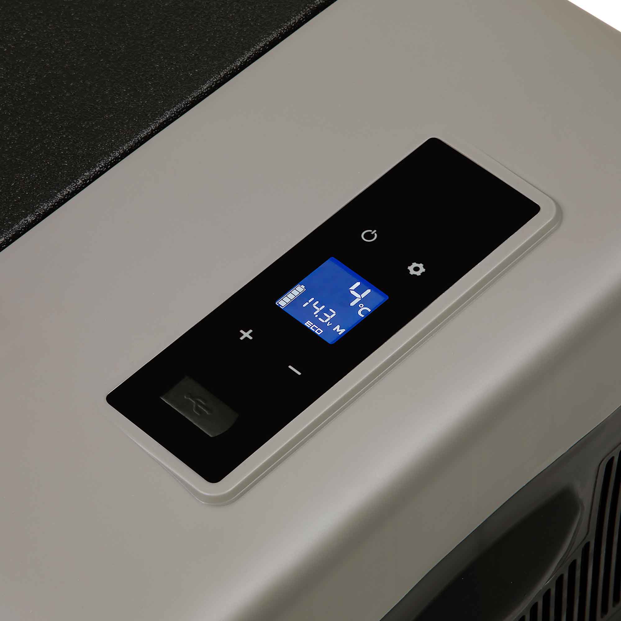 Dellonda DL12 Cool Box Action shot - control - panel