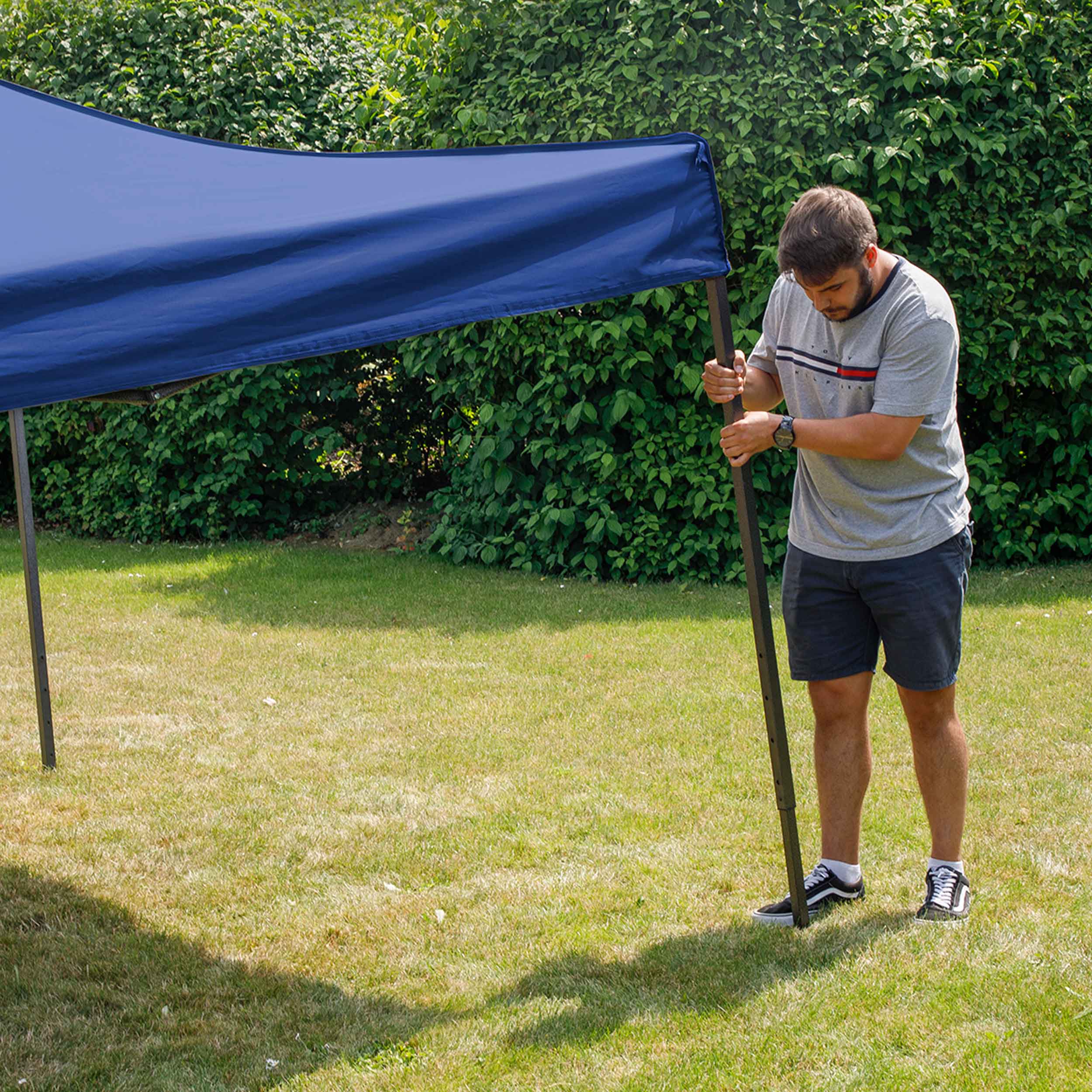 Dellonda DG131 Gazebos Action shot - extending - leg