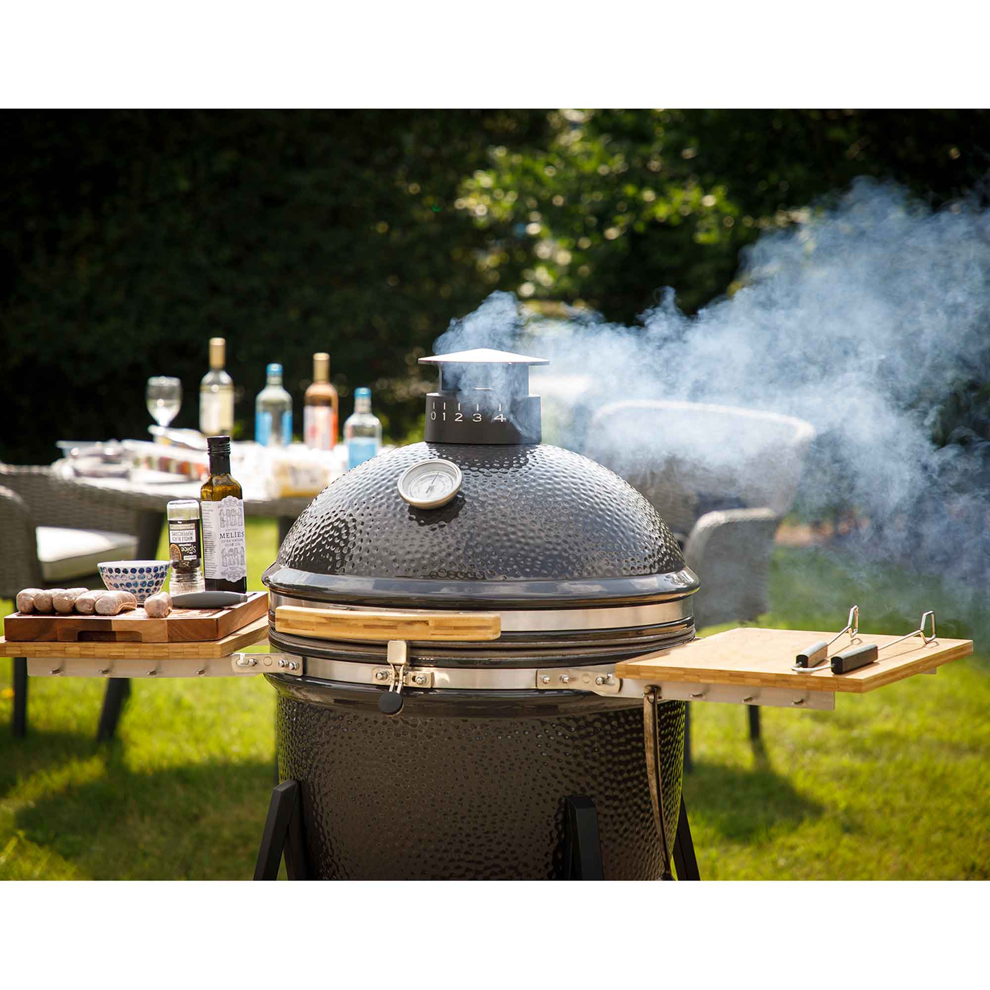 Dellonda DG159 Kamado Grills Action shot - smoking