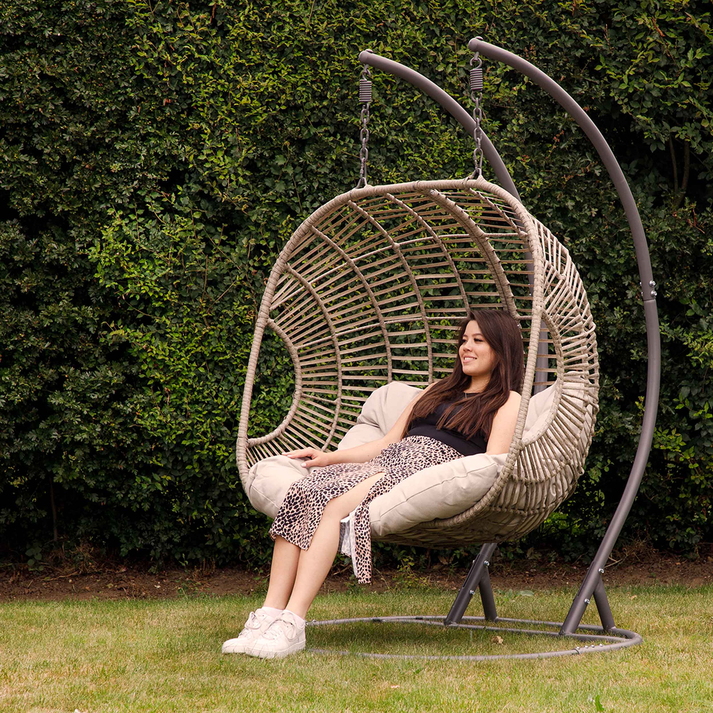 Dellonda DG61 Hanging Chairs Action shot - on chair