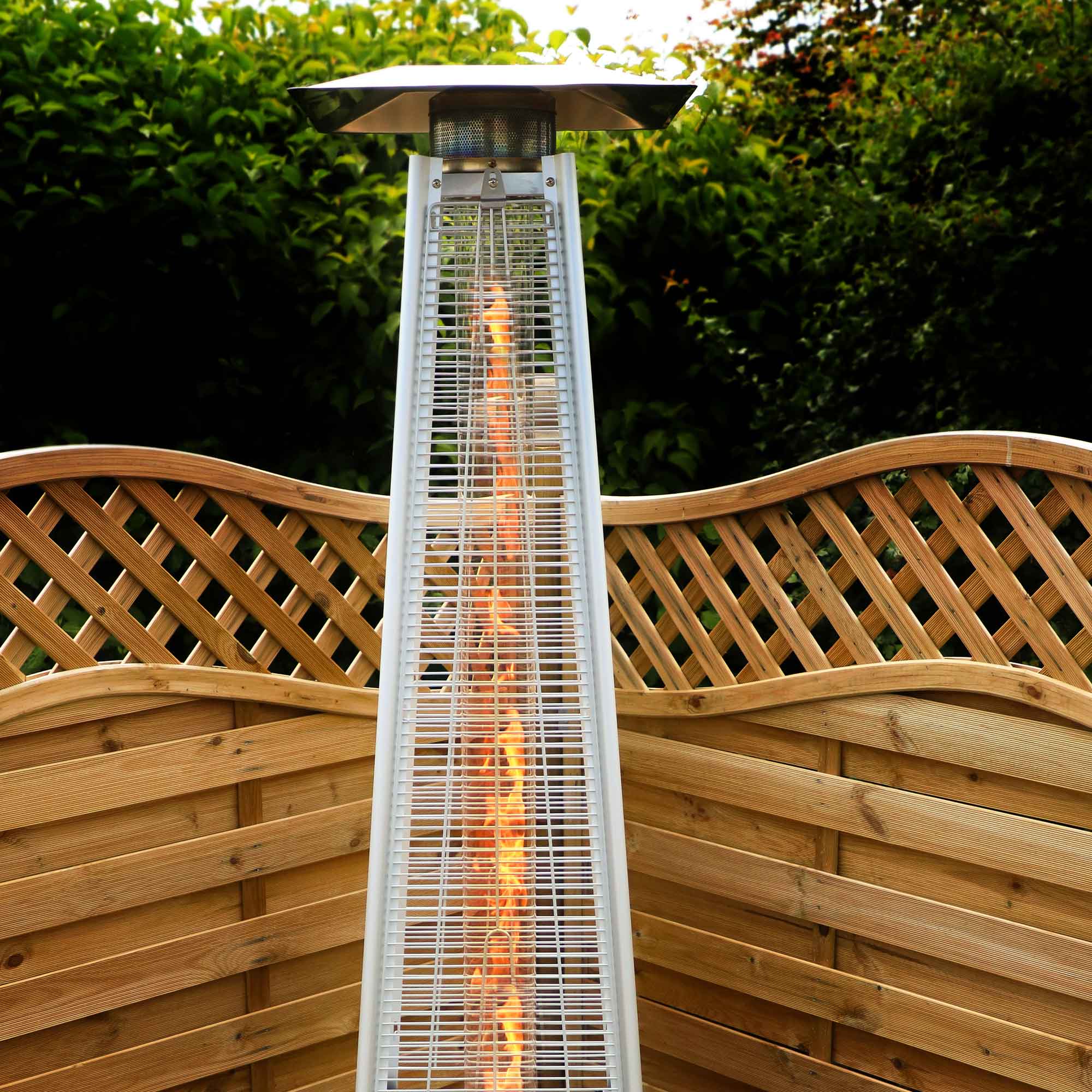 Dellonda DG99 Patio Heaters Action shot - in situ