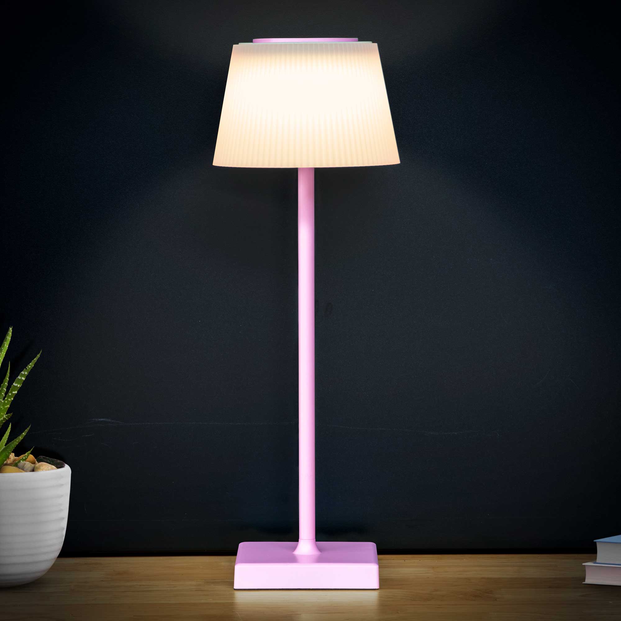 Dellonda DH215 Table Lamps Action shot - lifestyle