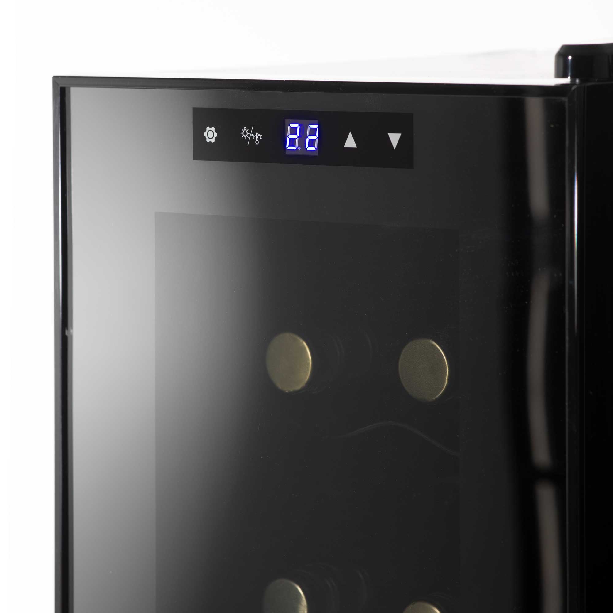 Baridi DH73 Wine Fridges Action shot - digital - controls