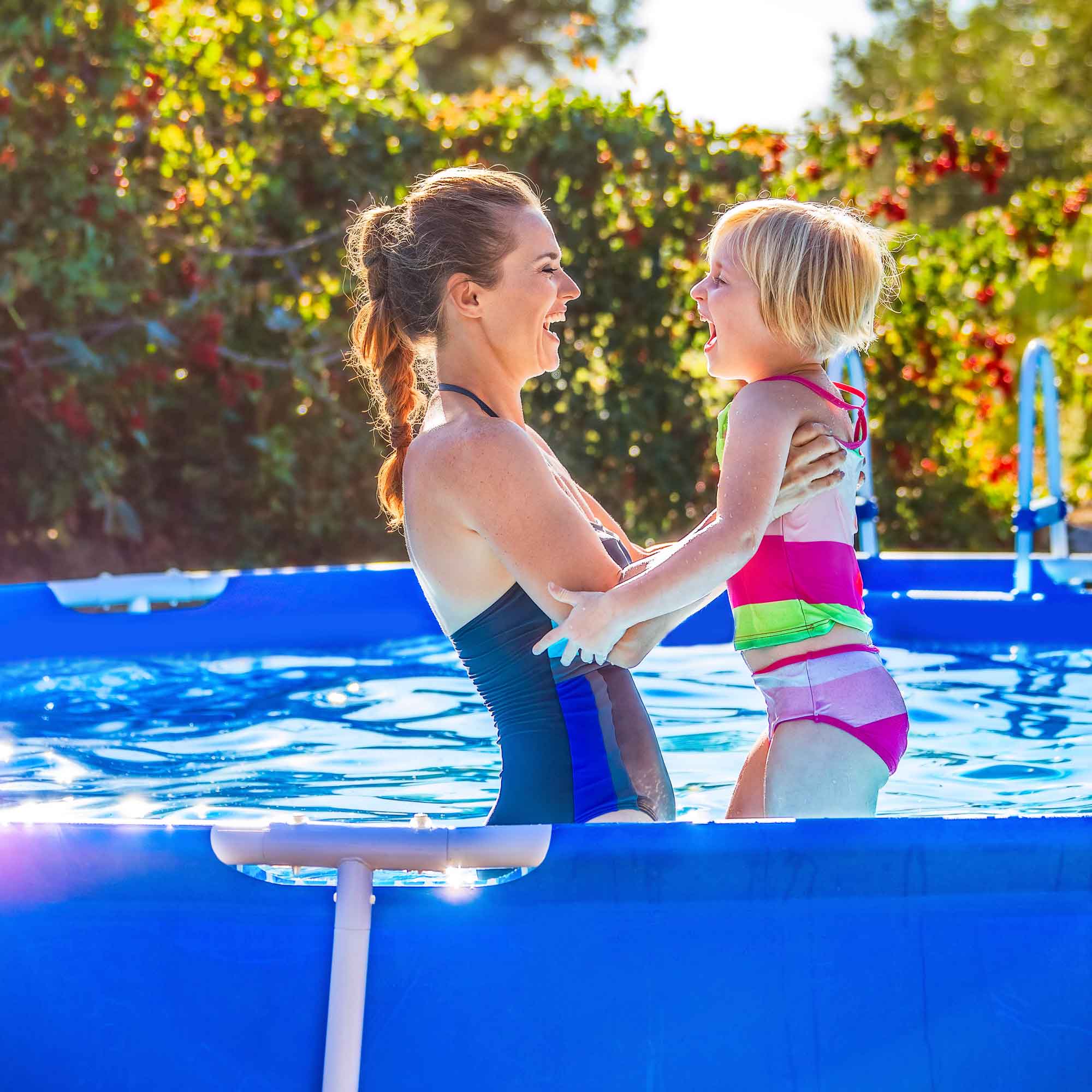 Dellonda DL20 Steel Frame Pools Action shot - in use - 2nd perspective