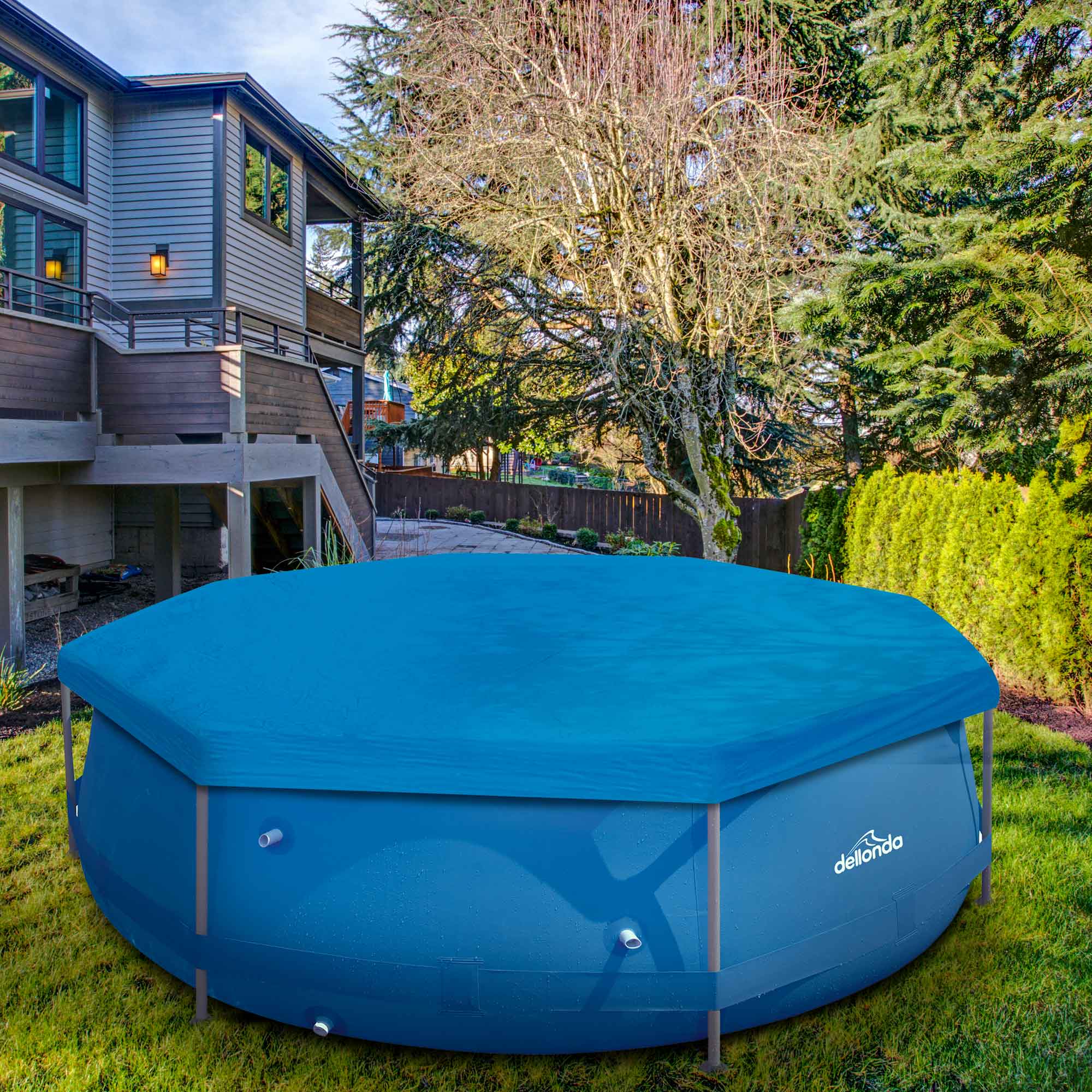 Dellonda DL40 Pool Covers Action shot - in use