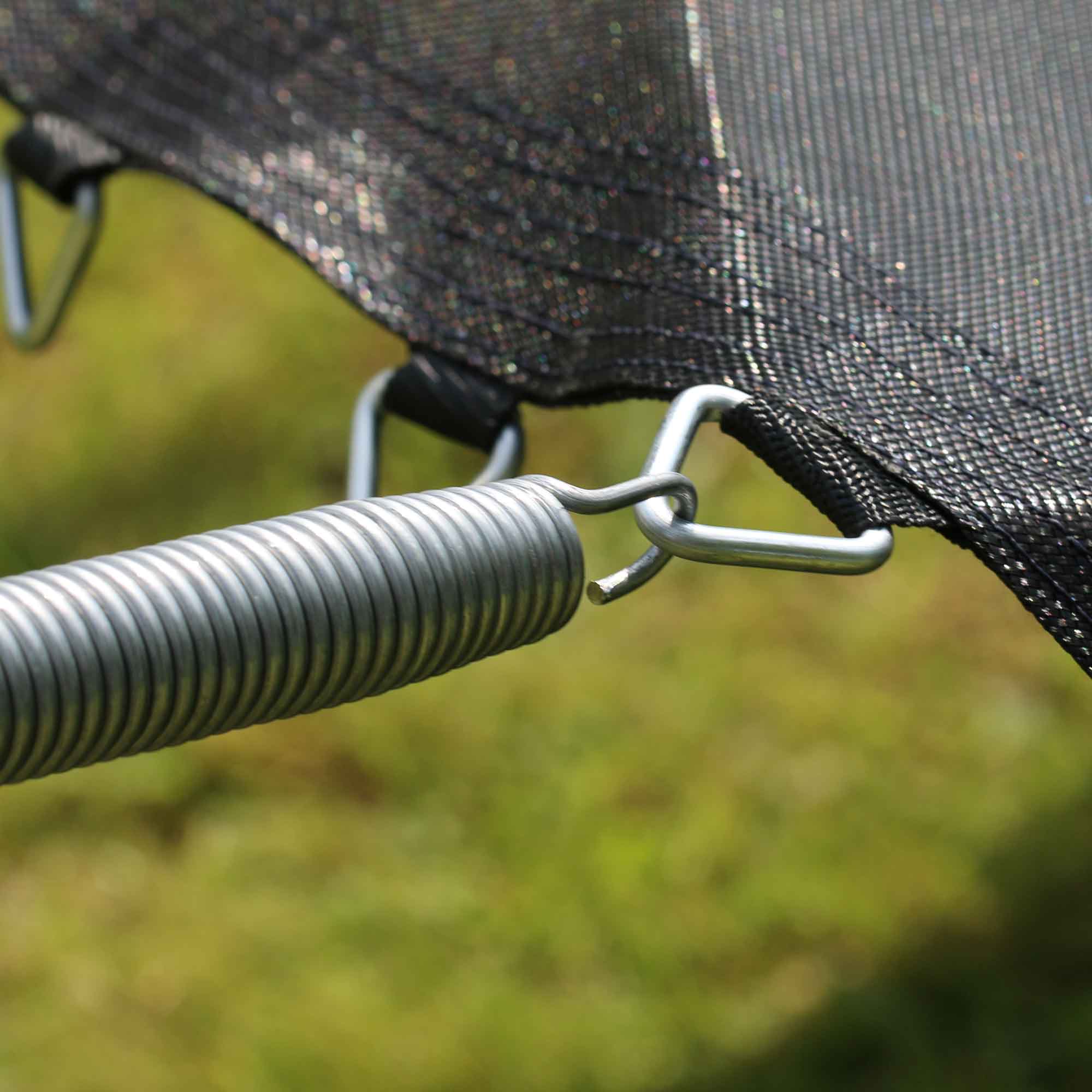 Dellonda DL66 Trampolines Dl67 - dl68 - dl89 - action shot - springs