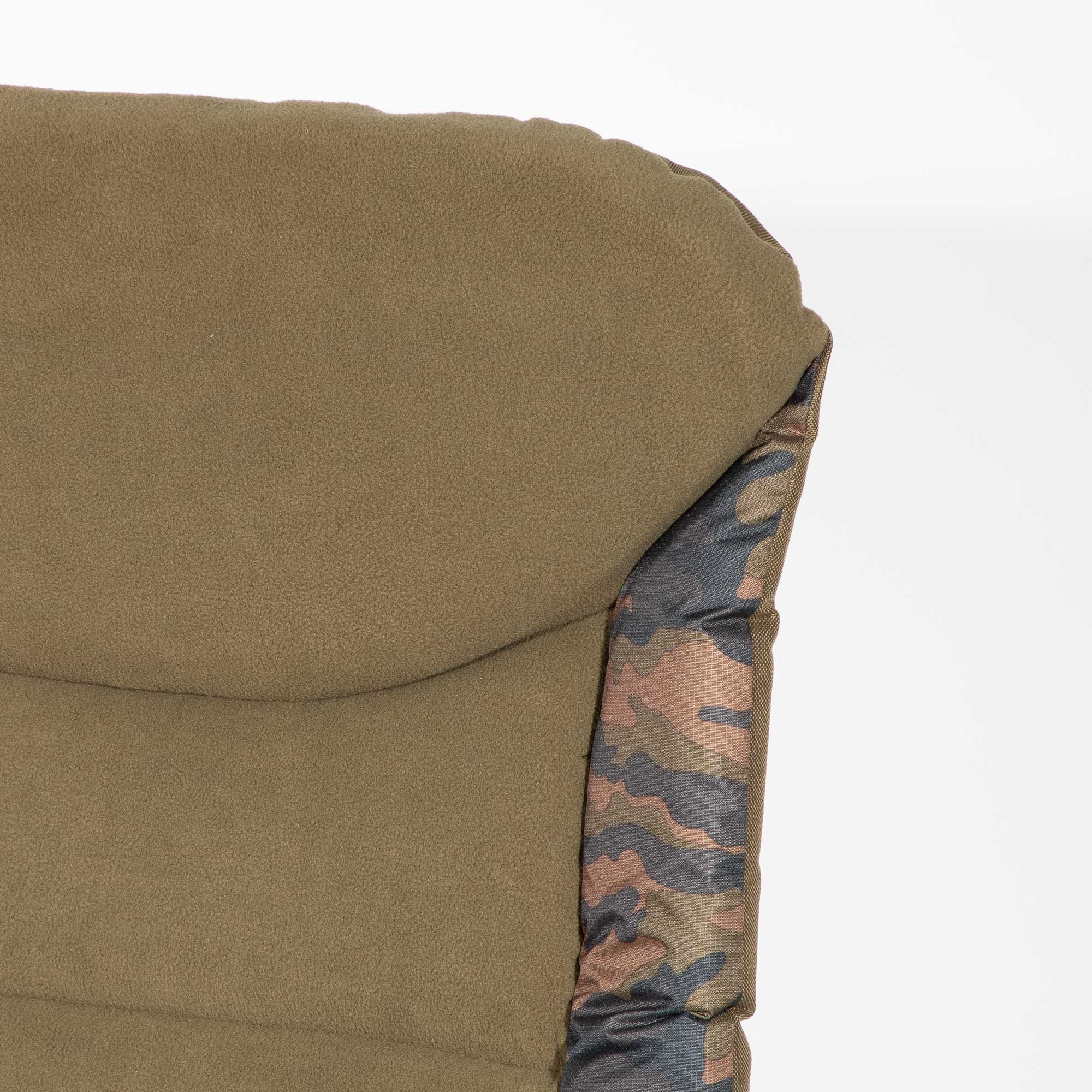 Dellonda DL73 Fishing Chair Action shot - material