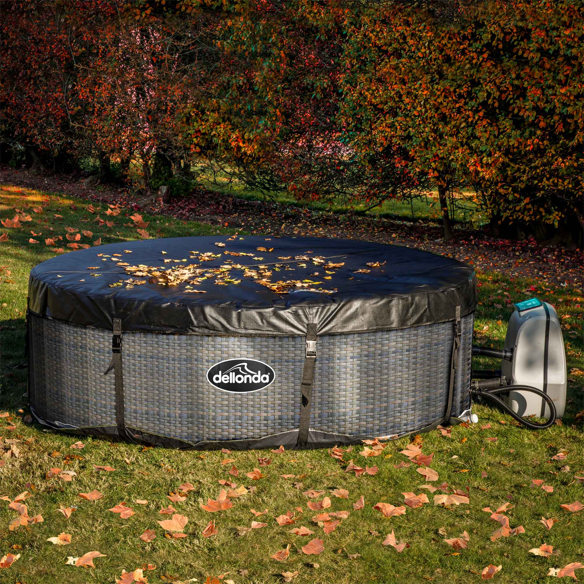 Dellonda DL91 Hot Tubs Action shot - with cover - autumn - leaves