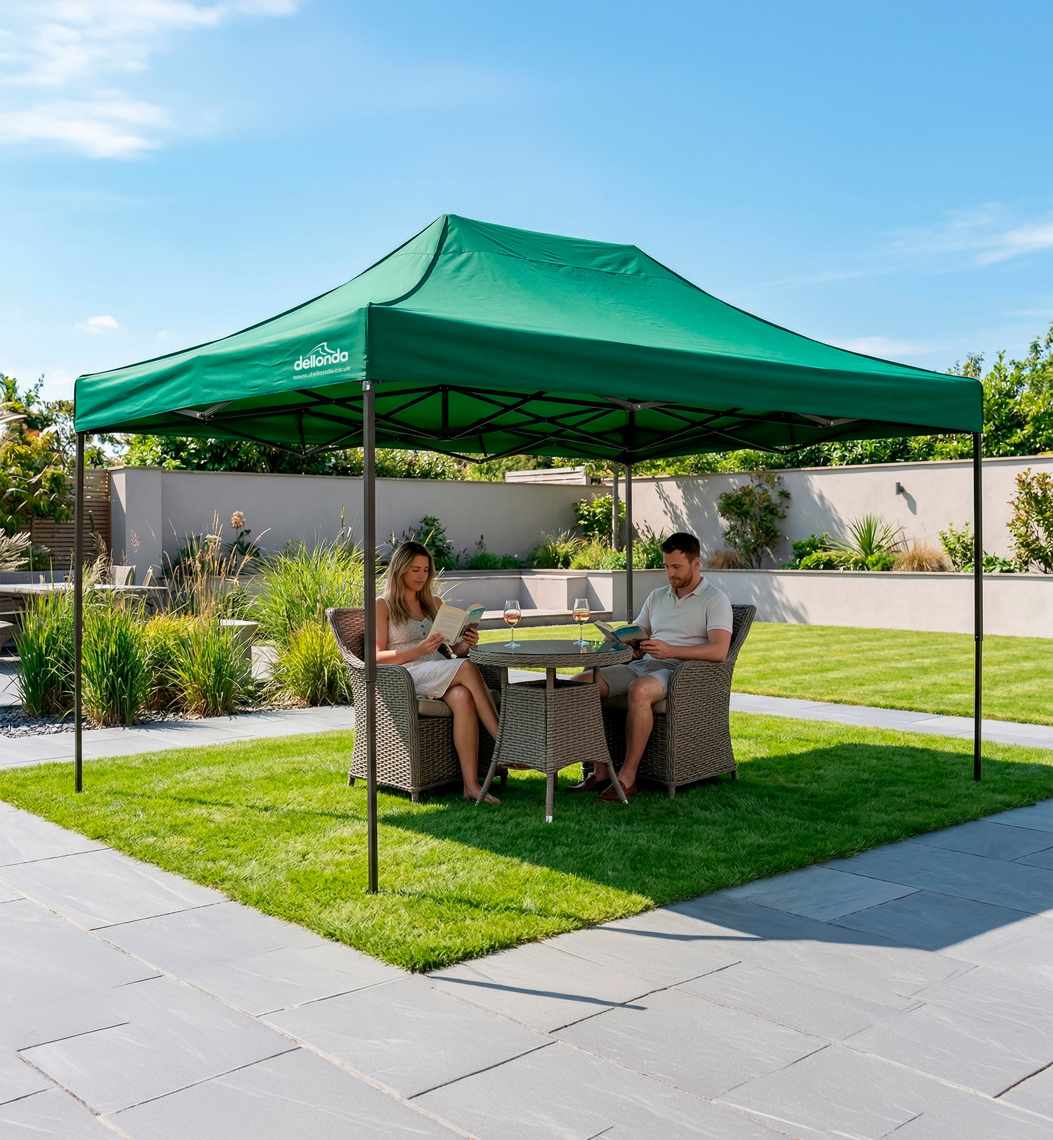 Premium 3 x 4.5m Pop-Up Gazebo, Water Resistant, Carry Bag, Stakes & Weight Bags - Green - DG136