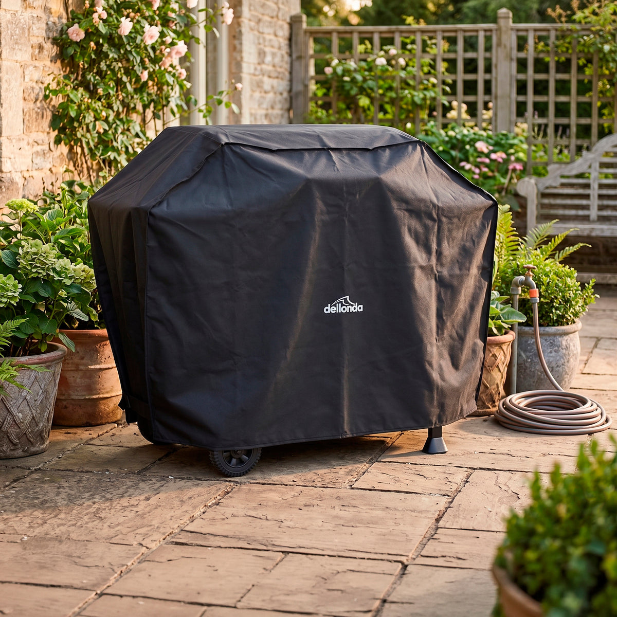 Deluxe Oxford Style Water-Resistant Cover for Barbecues, 1370 x 920mm - DG25