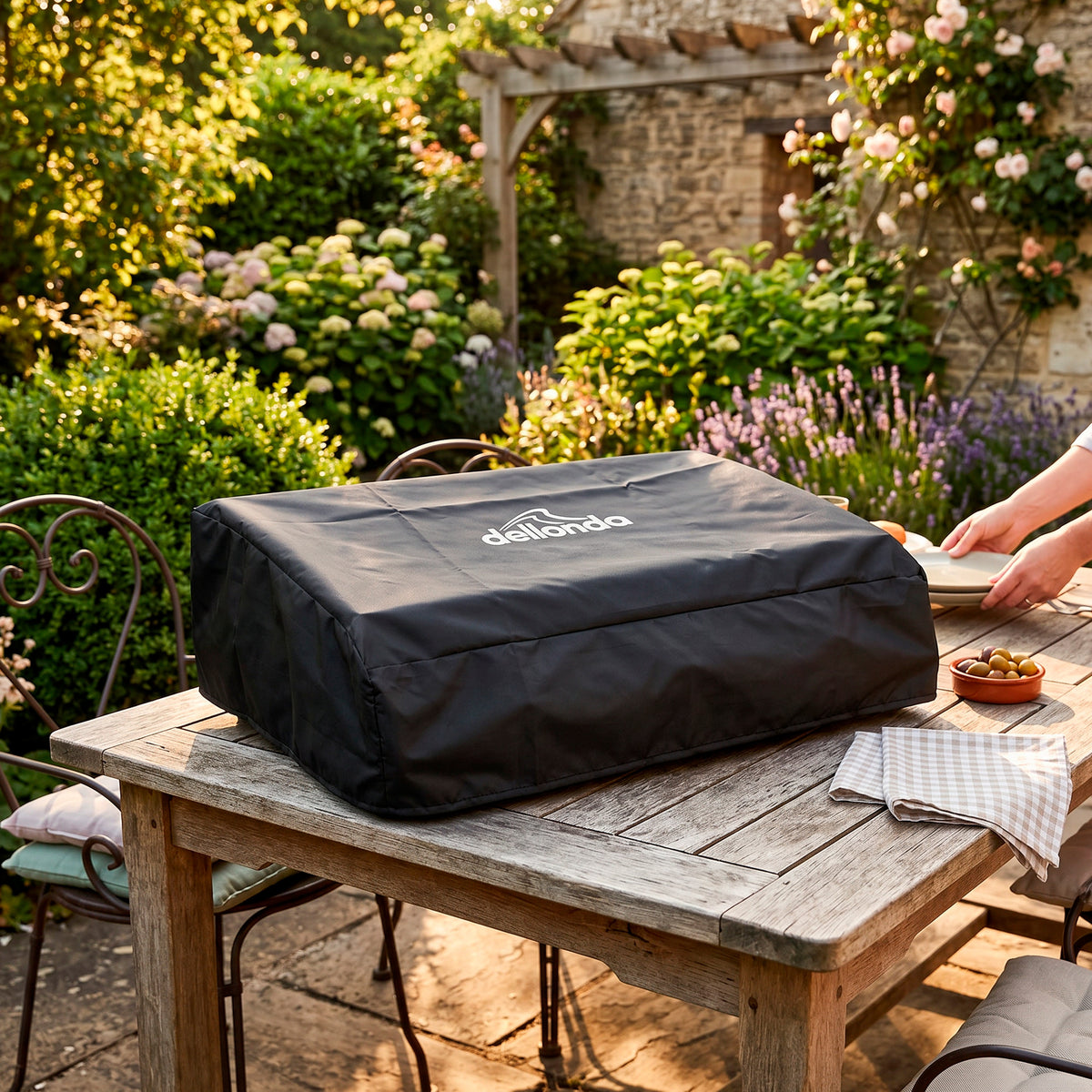 PVC Cover for Planchas, Heavy-Duty & Water Resistant - 680 x 480mm (W x H) - DG47