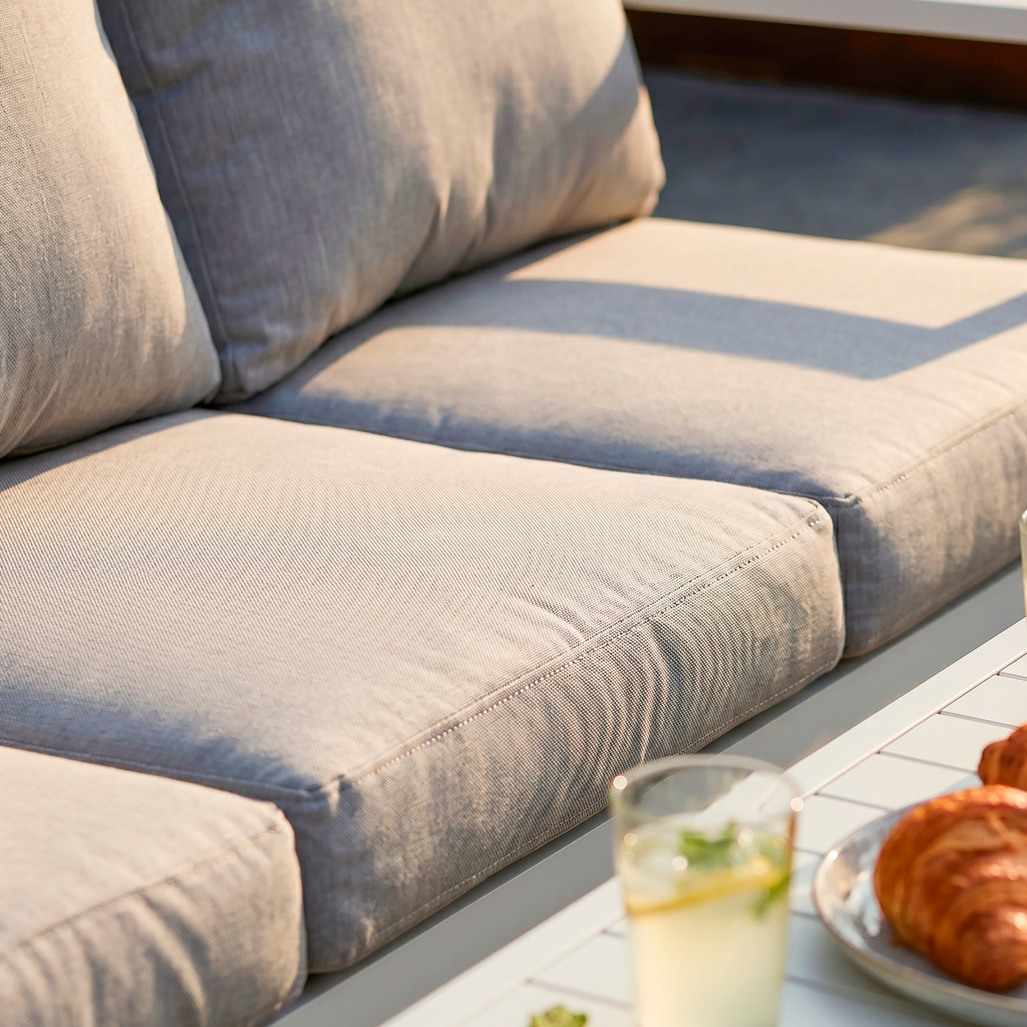 Kyoto 4 Piece Aluminium Outdoor Sofa & Coffee Table Set, White - DG52