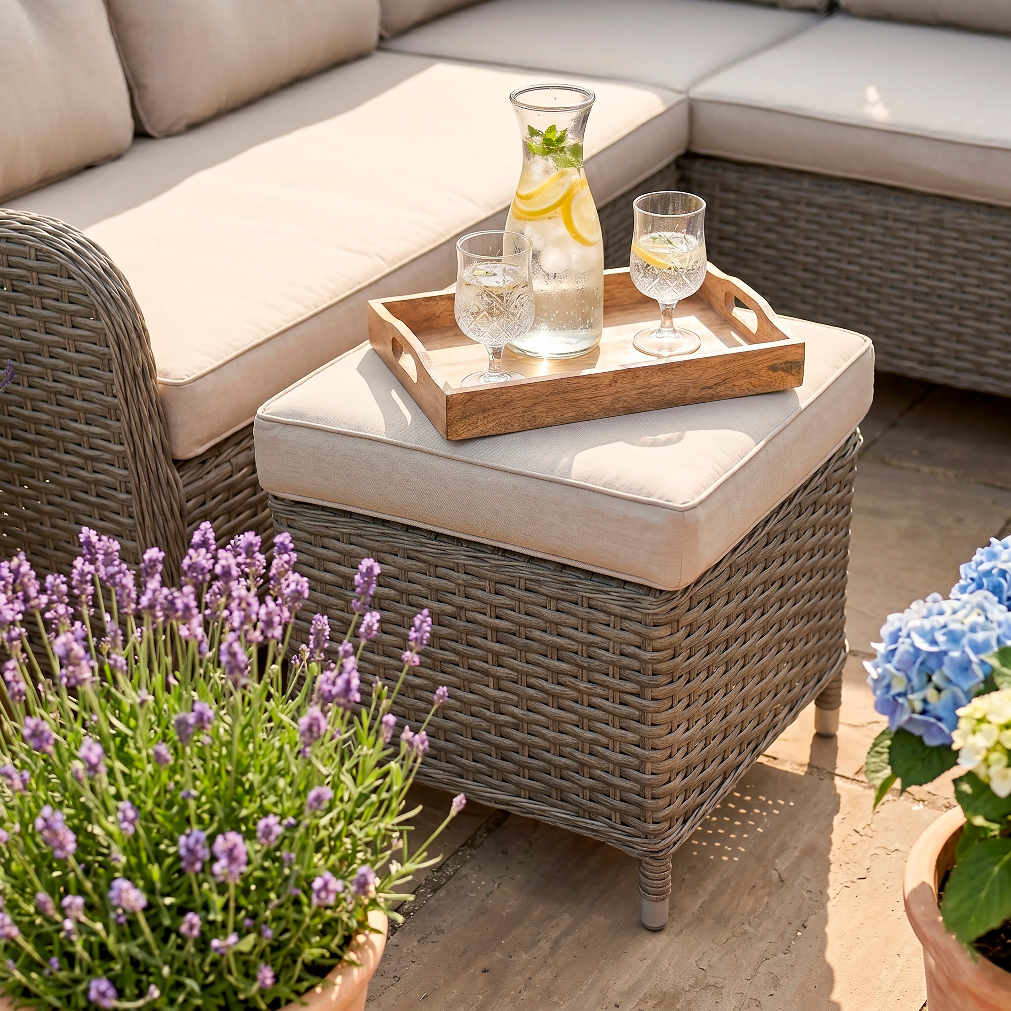 Chester Rattan Wicker Outdoor 5-Seater Corner Sofa Set - Brown - DG72