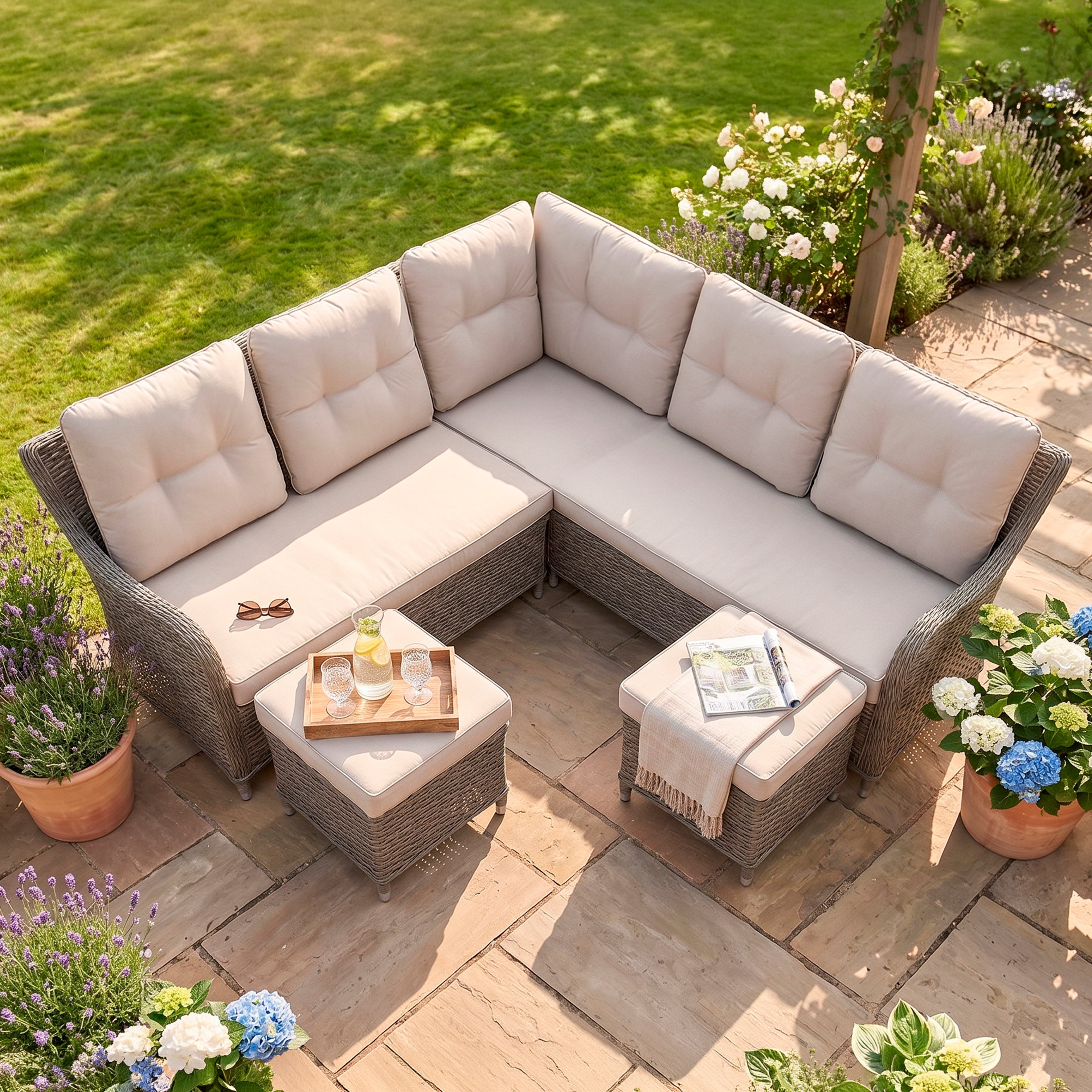 Chester Rattan Wicker Outdoor 5-Seater Corner Sofa Set - Brown - DG72