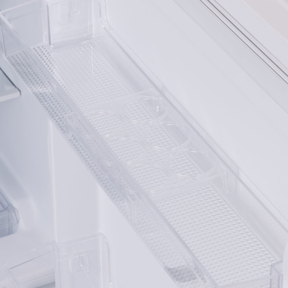 Baridi Integrated Undercounter Fridge with Reversible Door 135L - DH455