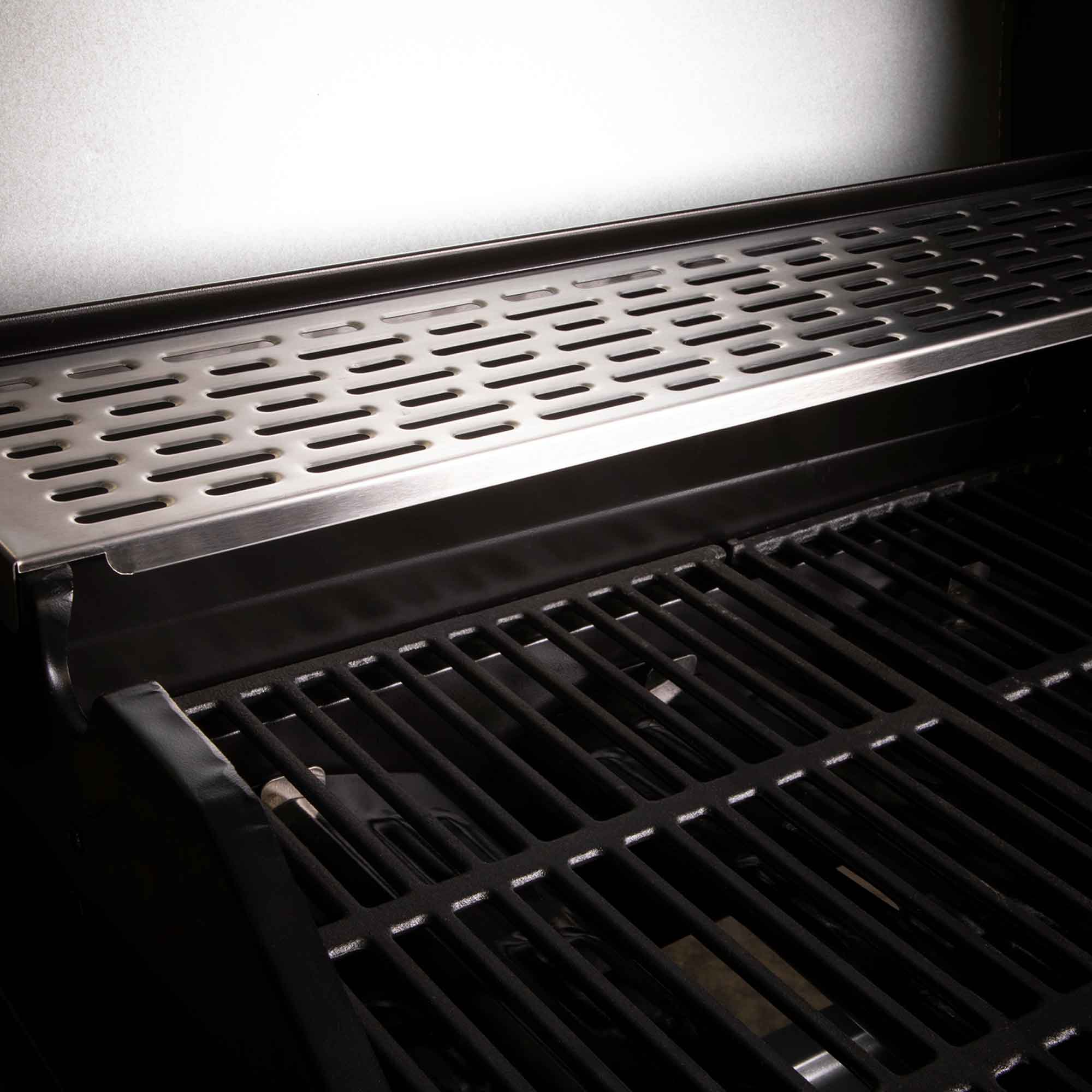 3 Burner Deluxe Gas BBQ Grill with Piezo Ignition, Water Resistant Cover, Stainless Steel - DG230 - Dellonda