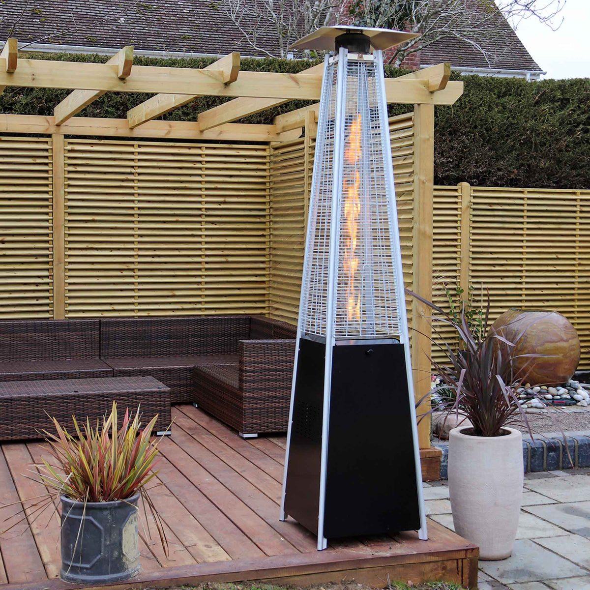 DG5 - Propane Gas Pyramid Patio Heater 13kW - Dellonda