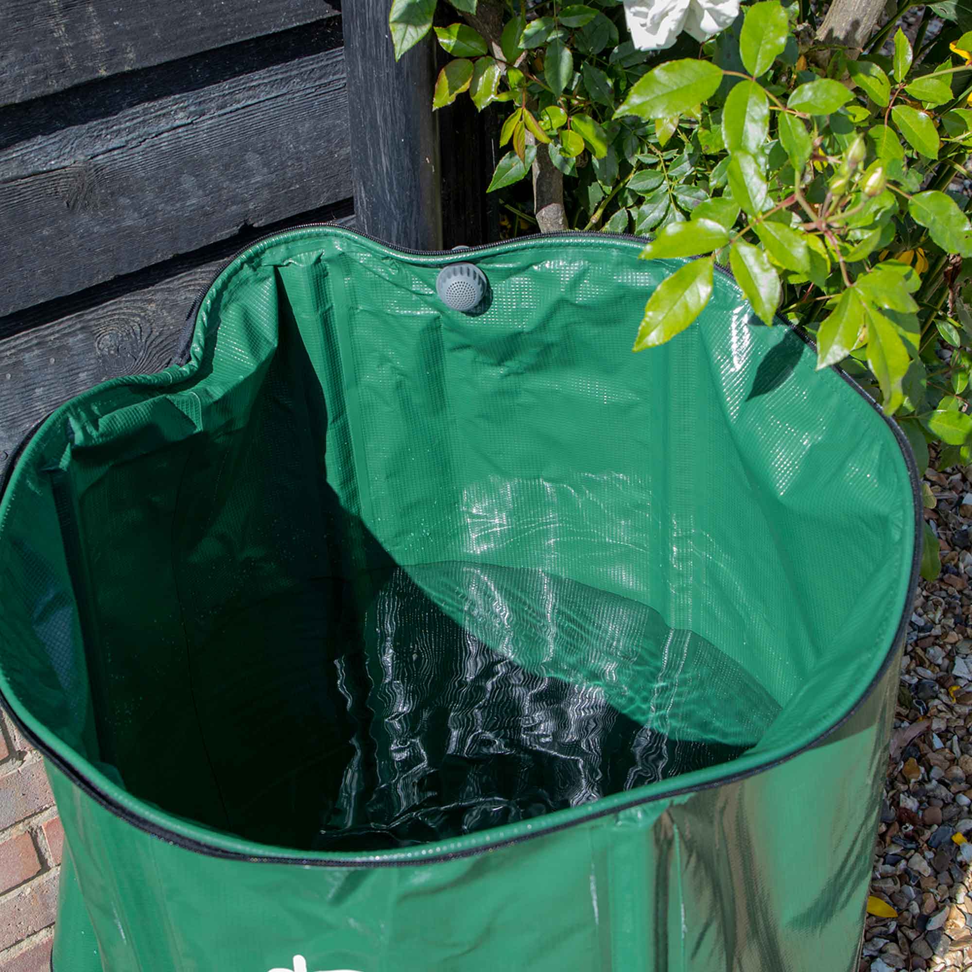 Collapsible PVC Garden Water Butt with Zipped Lid & Drain Tap, 250L - DG9 - Dellonda