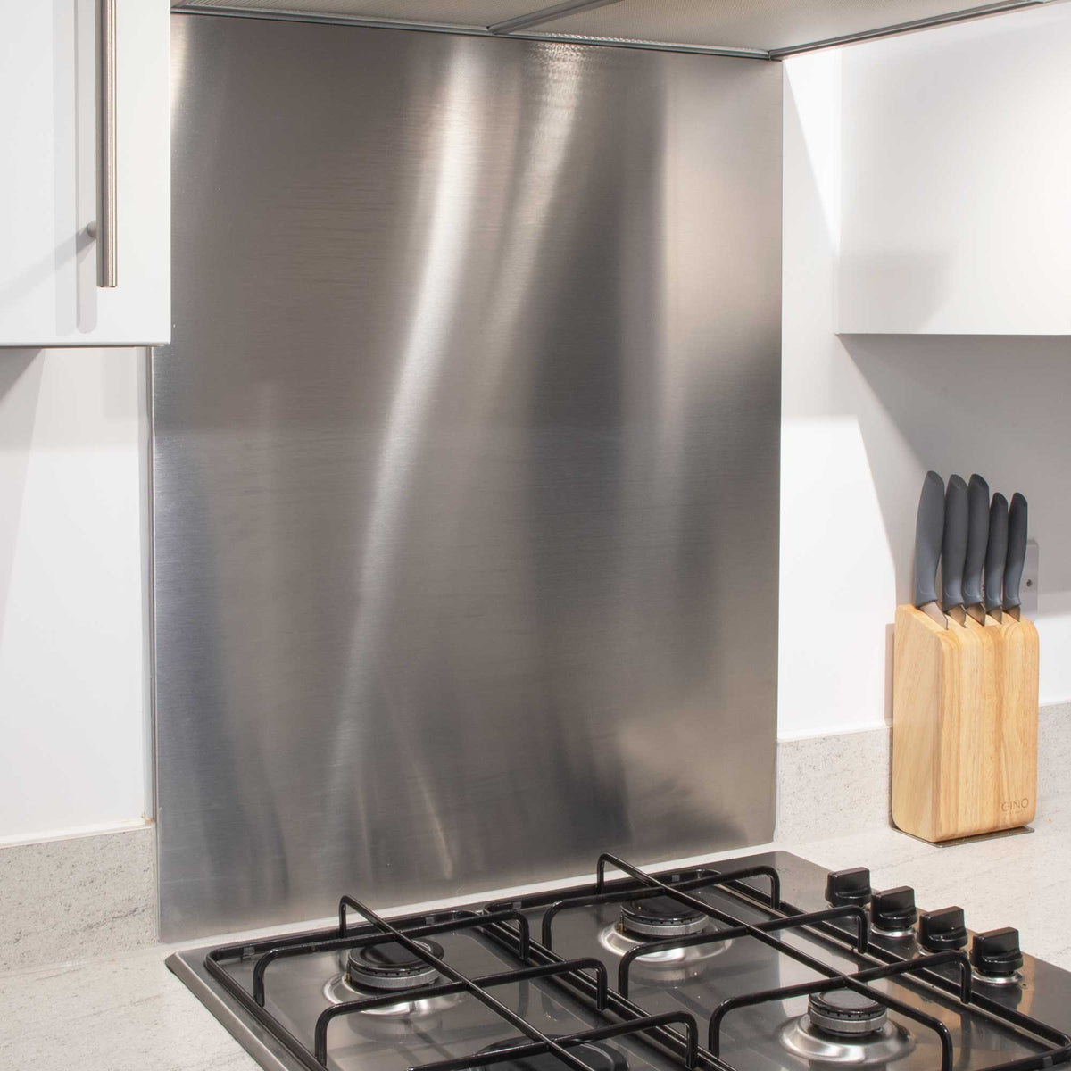 Baridi 60cm Curved Glass Cooker Hood with Carbon Filters Splashback Stainless Steel DH208